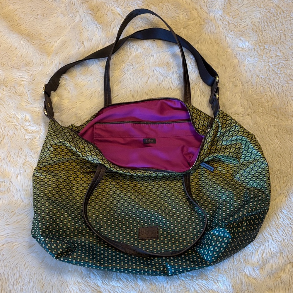 Echo tote